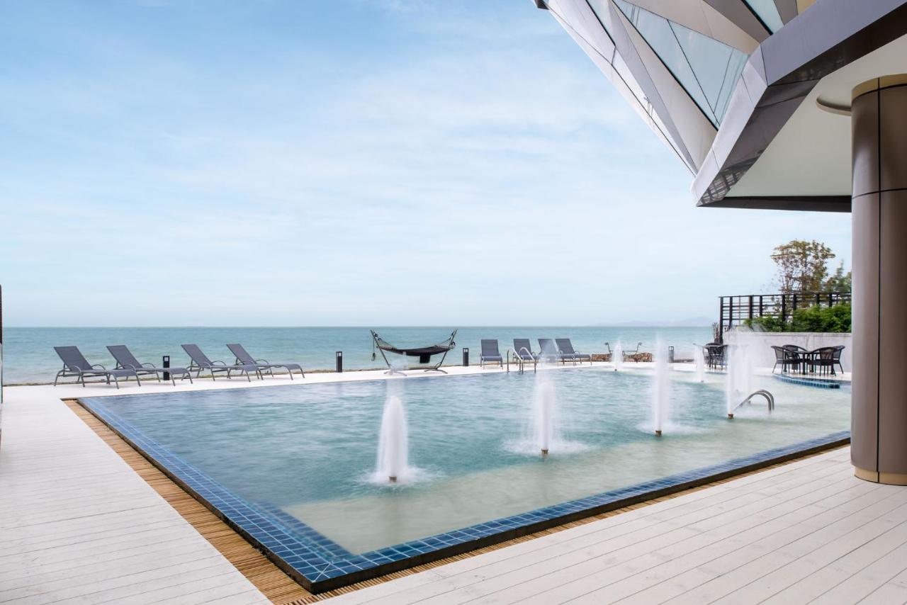 Rodina Beach Hotel Haat Jomtien Eksteriør bilde