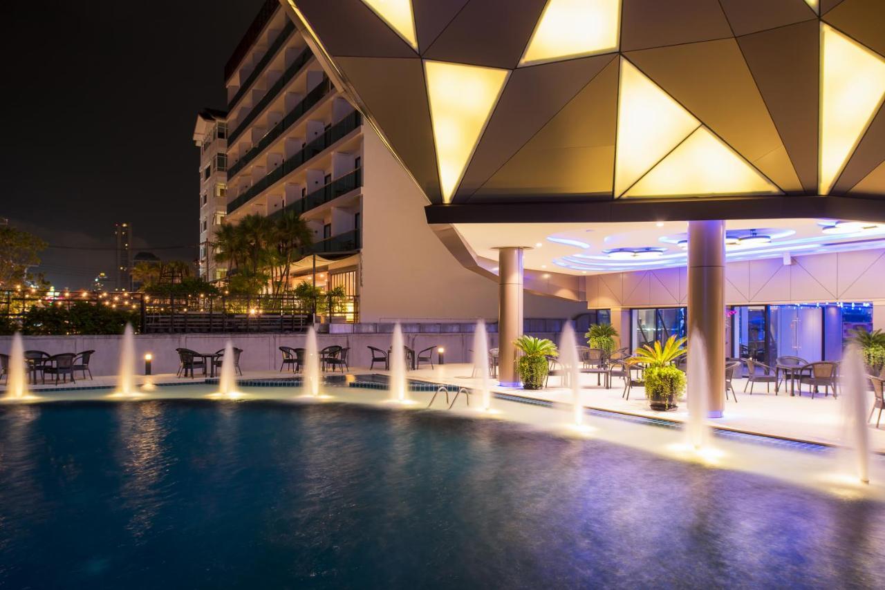 Rodina Beach Hotel Haat Jomtien Eksteriør bilde